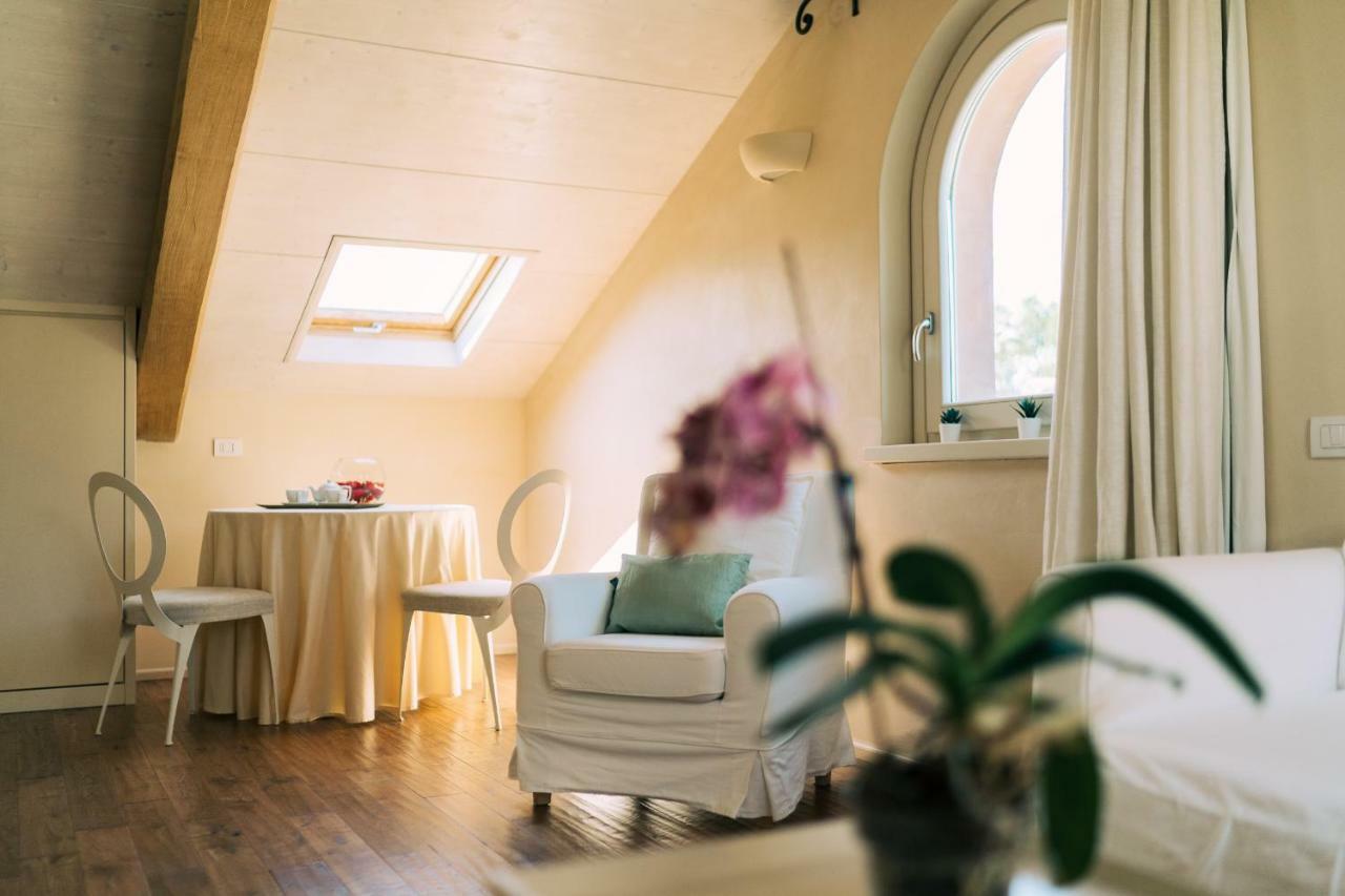 Nontiscordardime B&B Villa Agriturismo 西维尔诺瓦·马尔凯 外观 照片