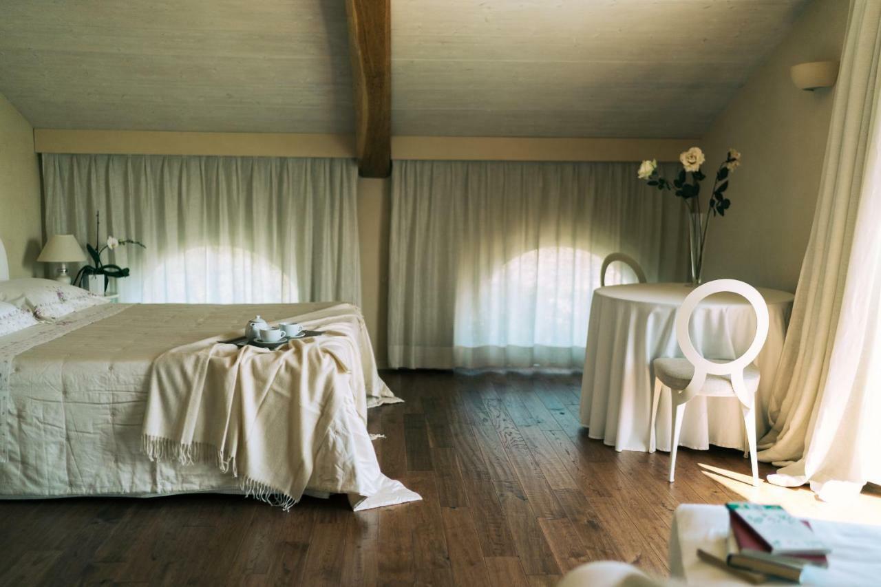 Nontiscordardime B&B Villa Agriturismo 西维尔诺瓦·马尔凯 外观 照片